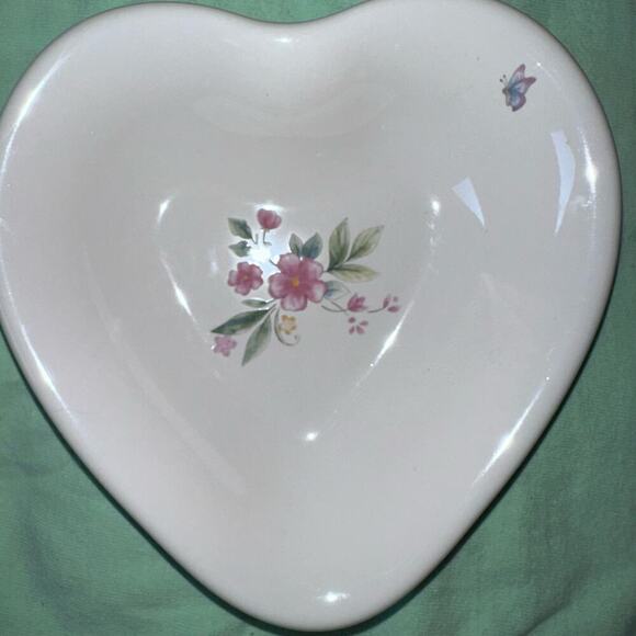 Discontinued 2004 Pflatzgraff Meadow Lane Heart Shape Dish Set Of 2 - Picture 3 of 5